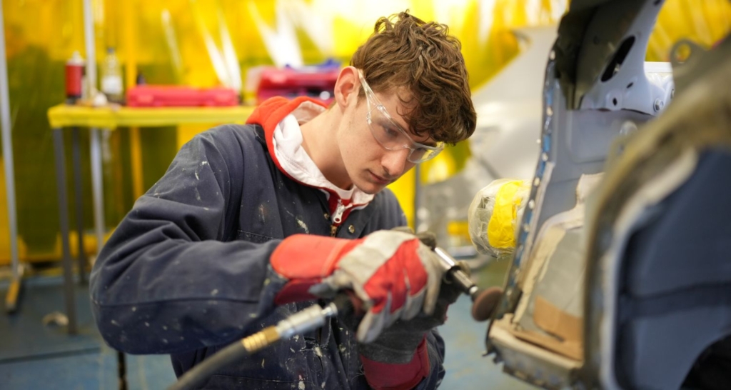 Automotive Body Repair Competition - WorldSkills UK