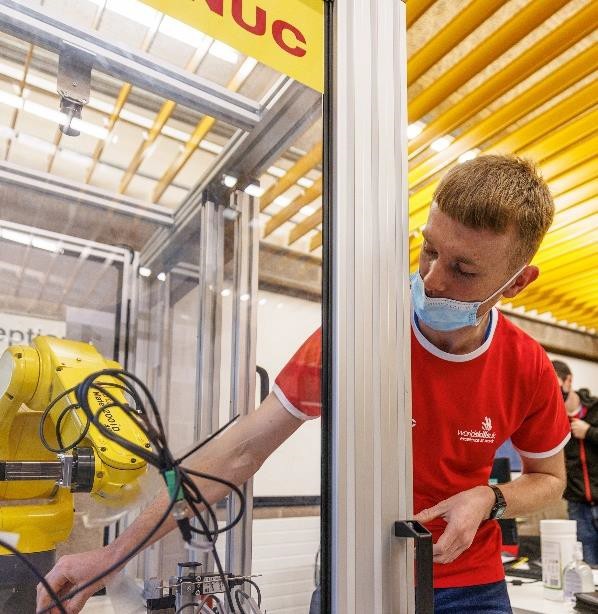 Fanuc single competitor
